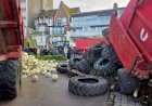 Agricultores franceses protestam contra acordo UE-Mercosul em frente à casa de praia de Macron