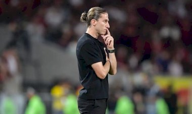 Filipe Luís, do Flamengo, pode ser o nono a conquistar a Libertadores como jogador e técnico