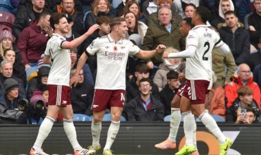 Arsenal vence o Burnley e consolida liderança da Premier League